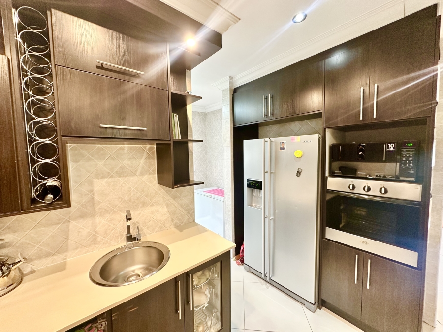 4 Bedroom Property for Sale in Thatchfield Estate Gauteng