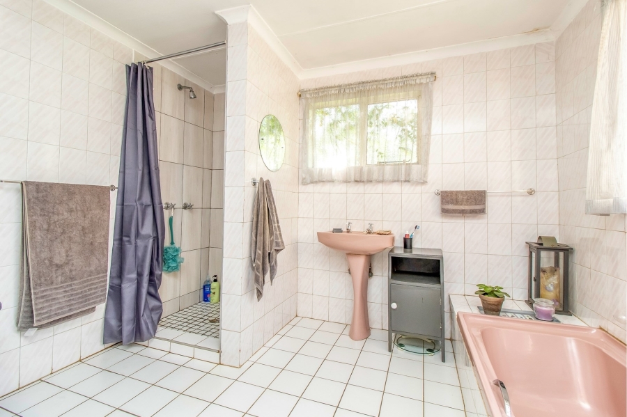 2 Bedroom Property for Sale in Florida Gauteng