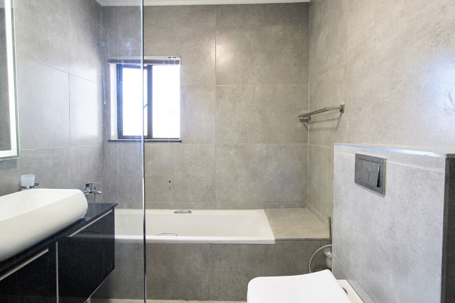 To Let 3 Bedroom Property for Rent in Craigavon Gauteng
