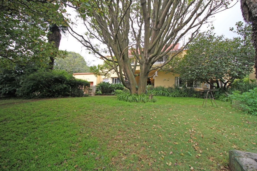 5 Bedroom Property for Sale in Waverley Gauteng