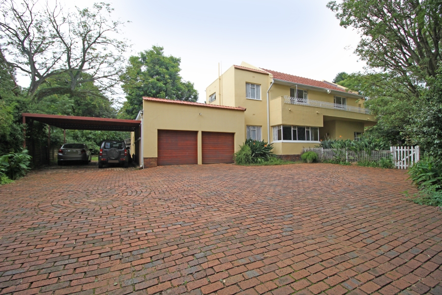 5 Bedroom Property for Sale in Waverley Gauteng