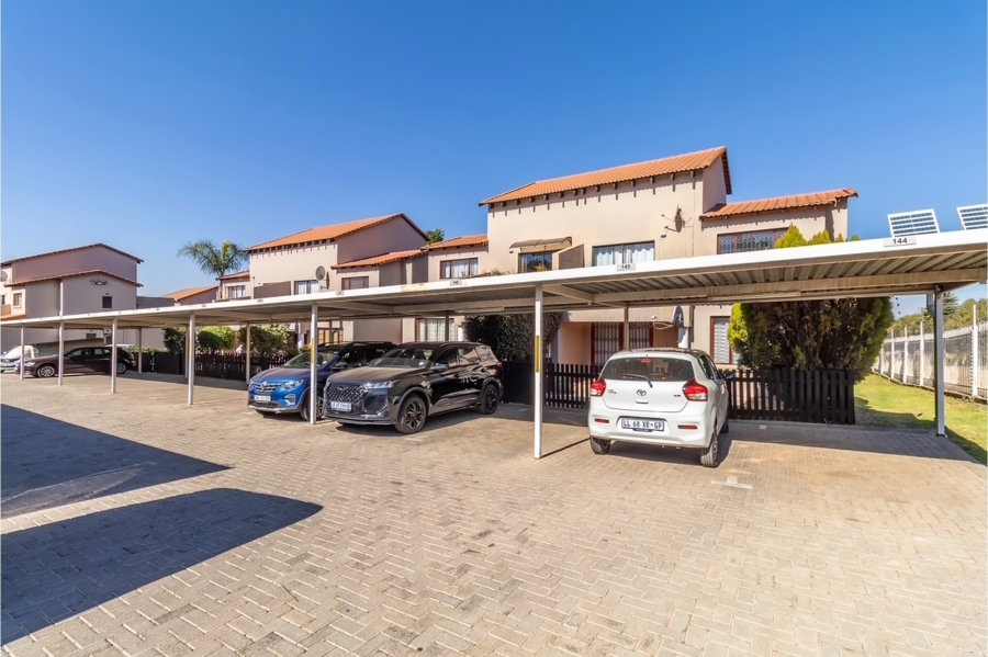1 Bedroom Property for Sale in Northwold Gauteng