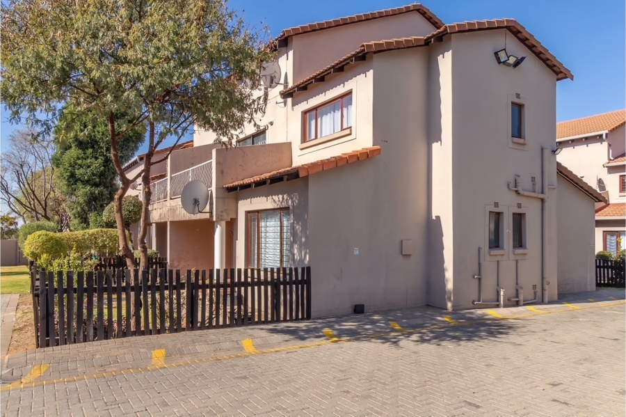 1 Bedroom Property for Sale in Northwold Gauteng