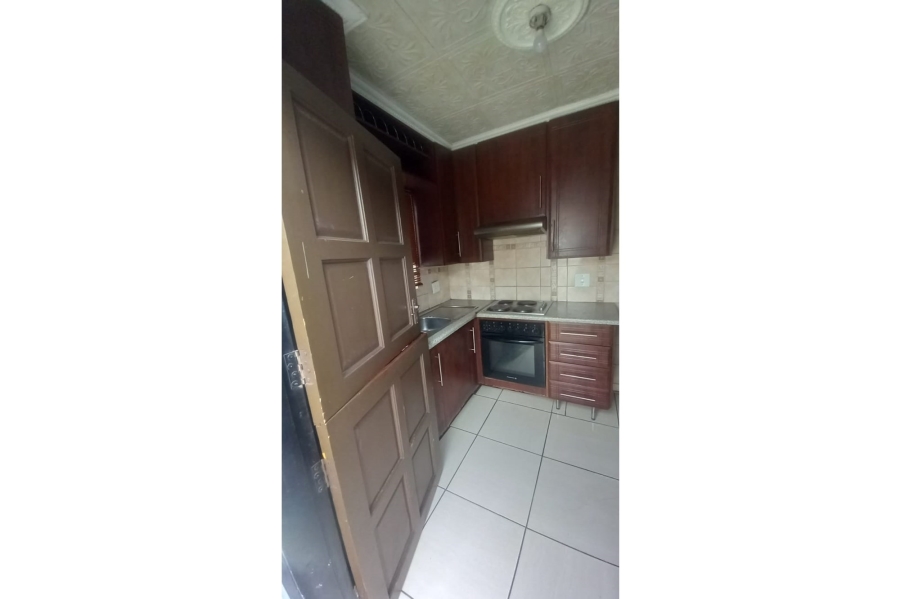 To Let 2 Bedroom Property for Rent in Mahube Valley Gauteng