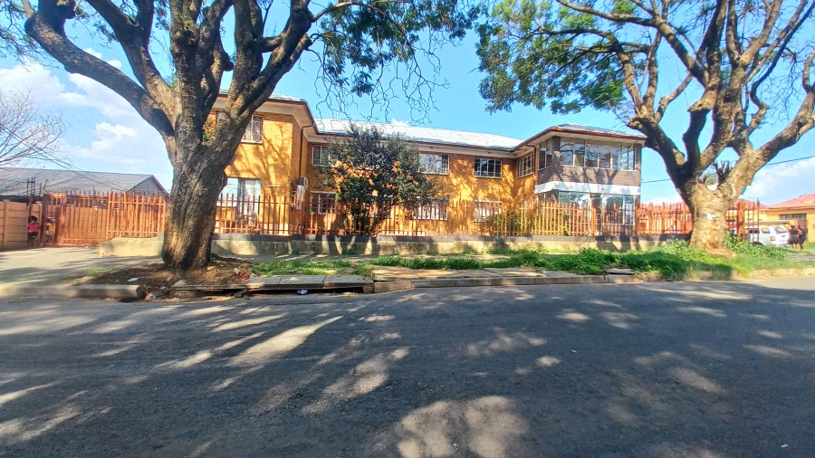 2 Bedroom Property for Sale in Turffontein Gauteng