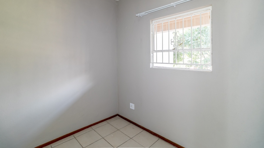 2 Bedroom Property for Sale in Halfway Gardens Gauteng