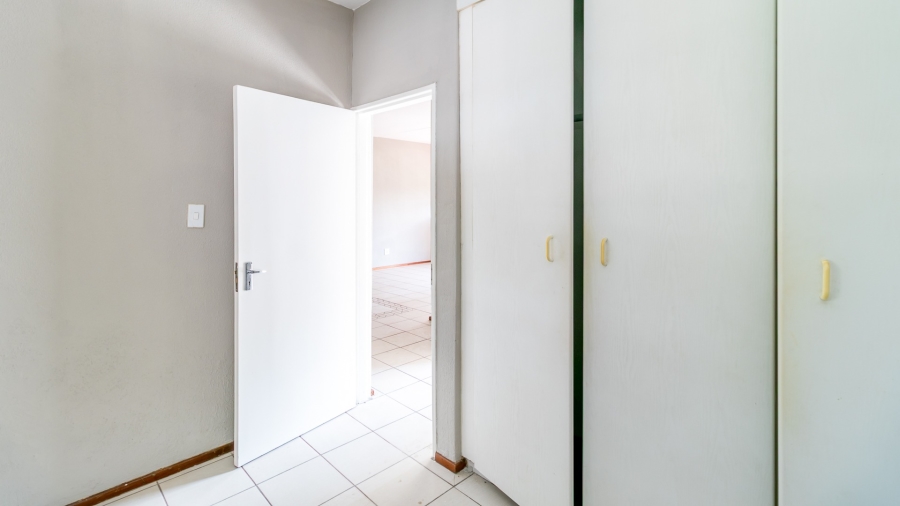 2 Bedroom Property for Sale in Halfway Gardens Gauteng