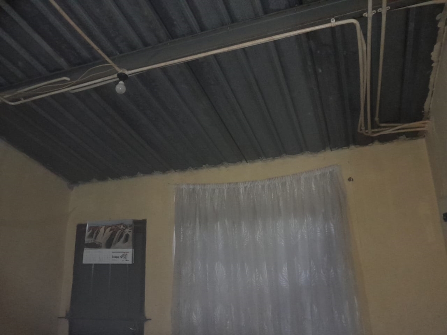 2 Bedroom Property for Sale in Kagiso Gauteng