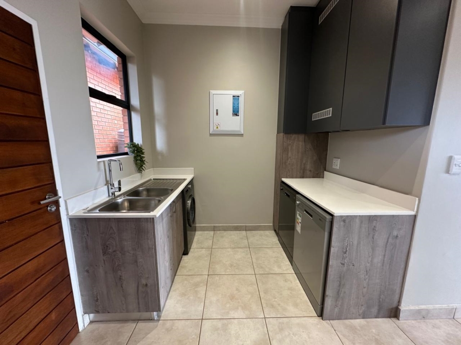 3 Bedroom Property for Sale in Six Fountains Residential Estate Gauteng