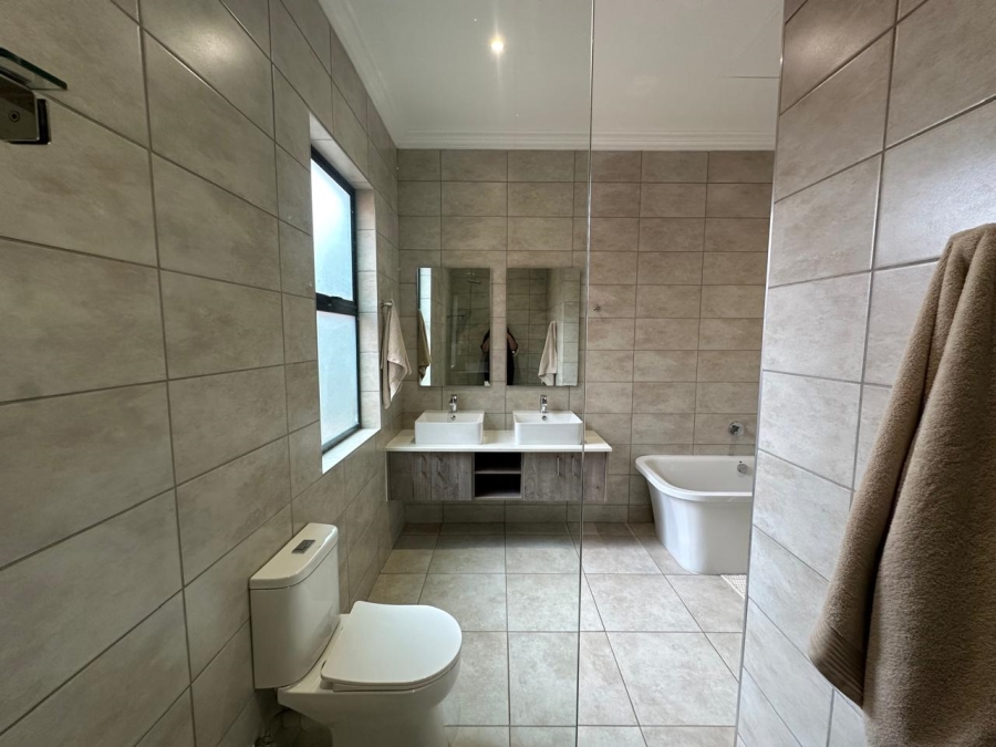 3 Bedroom Property for Sale in Six Fountains Residential Estate Gauteng