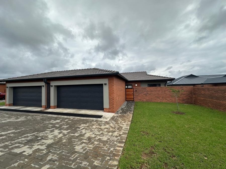 3 Bedroom Property for Sale in Six Fountains Residential Estate Gauteng