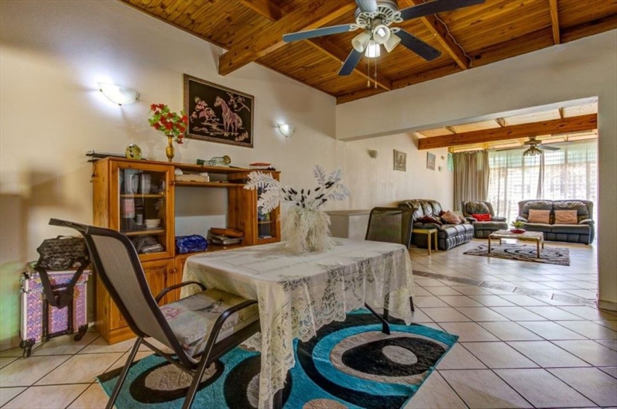 8 Bedroom Property for Sale in Edleen Gauteng