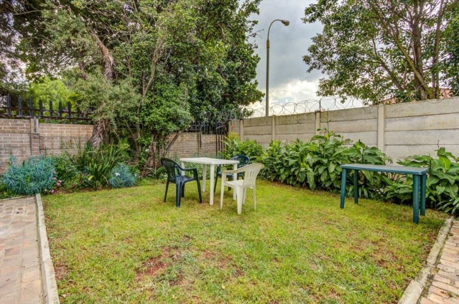 8 Bedroom Property for Sale in Edleen Gauteng