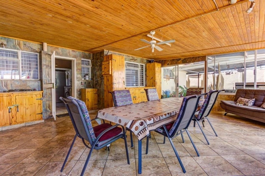 8 Bedroom Property for Sale in Edleen Gauteng