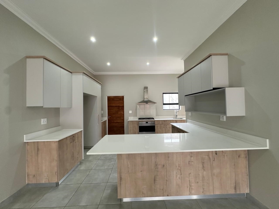 3 Bedroom Property for Sale in Six Fountains Residential Estate Gauteng