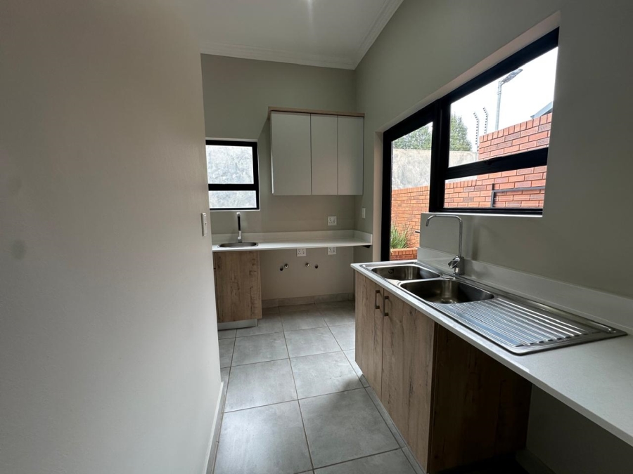 3 Bedroom Property for Sale in Six Fountains Residential Estate Gauteng