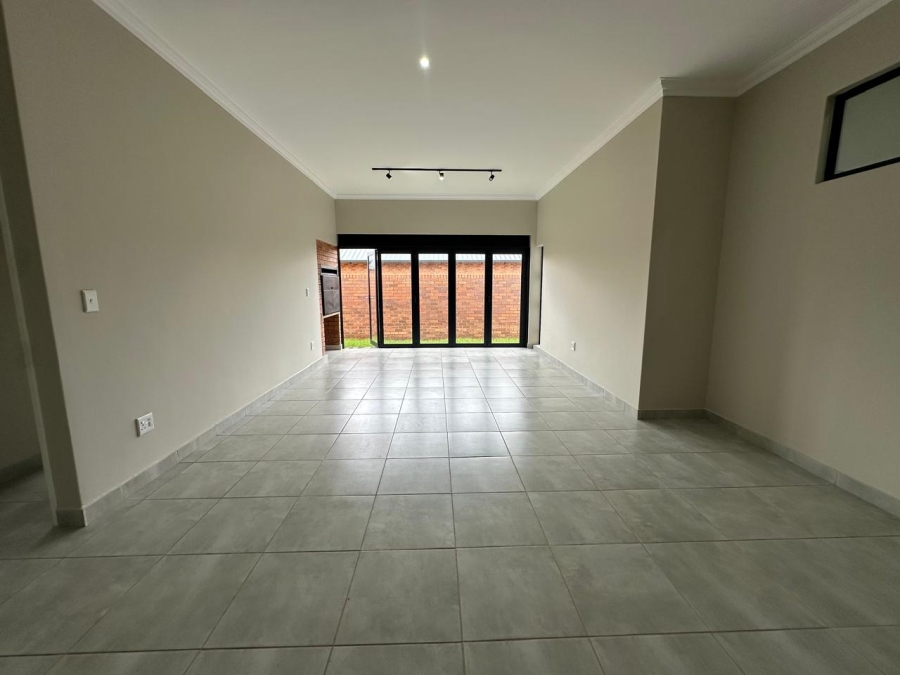 3 Bedroom Property for Sale in Six Fountains Residential Estate Gauteng