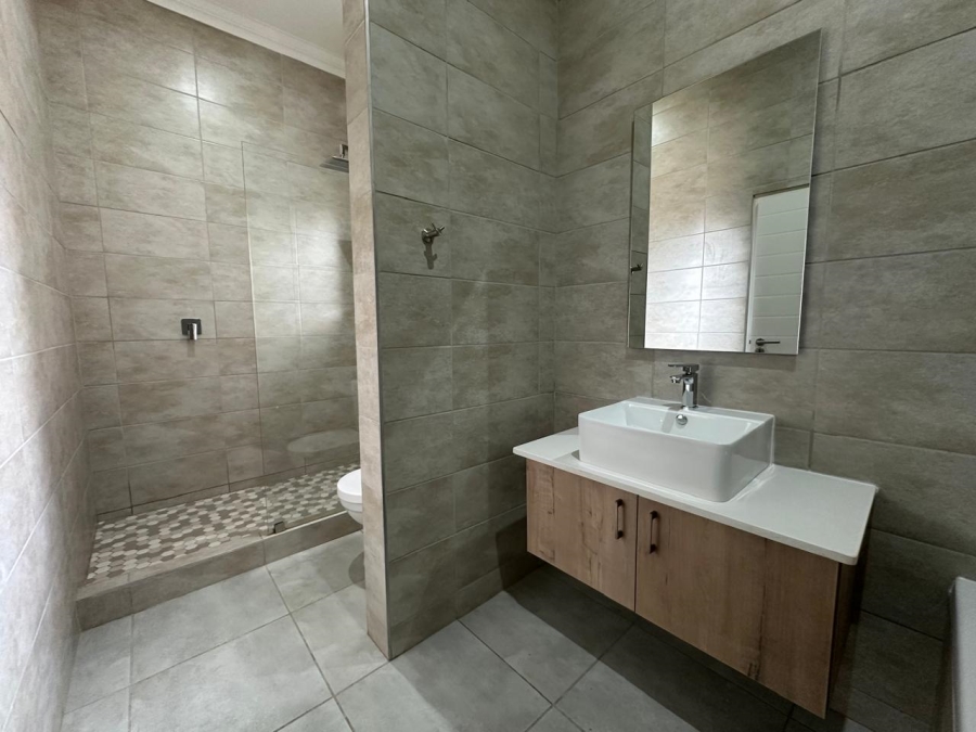 3 Bedroom Property for Sale in Six Fountains Residential Estate Gauteng