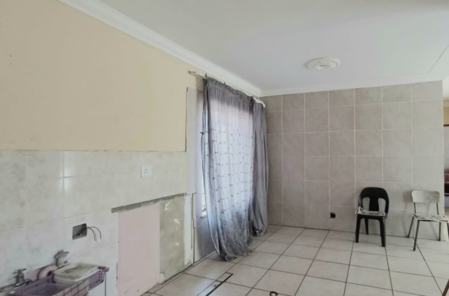 2 Bedroom Property for Sale in The Orchards Gauteng