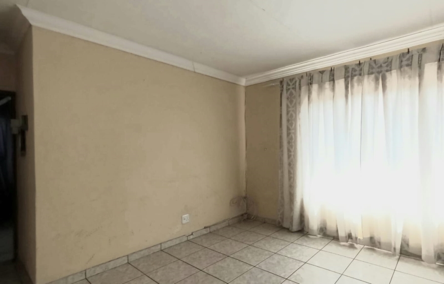 2 Bedroom Property for Sale in The Orchards Gauteng