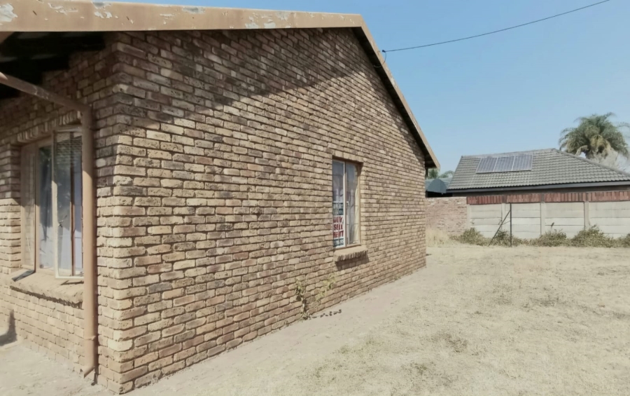 2 Bedroom Property for Sale in The Orchards Gauteng