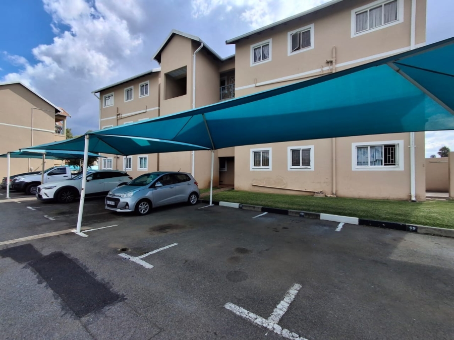 To Let 1 Bedroom Property for Rent in Parkdene Gauteng
