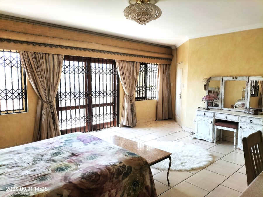 To Let 4 Bedroom Property for Rent in Leeuwfontein Gauteng