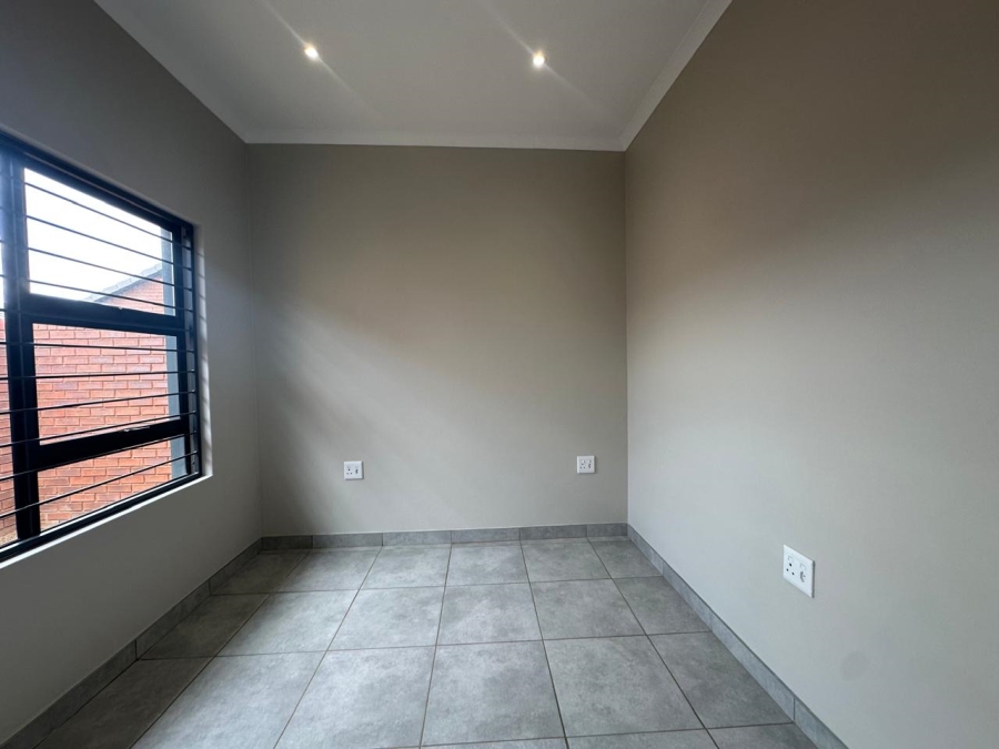 3 Bedroom Property for Sale in Olympus AH Gauteng