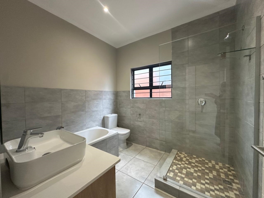 3 Bedroom Property for Sale in Olympus AH Gauteng