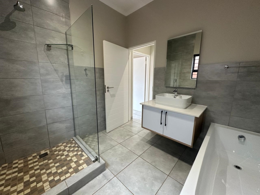 3 Bedroom Property for Sale in Olympus AH Gauteng