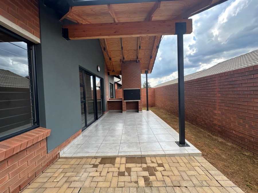 3 Bedroom Property for Sale in Olympus AH Gauteng