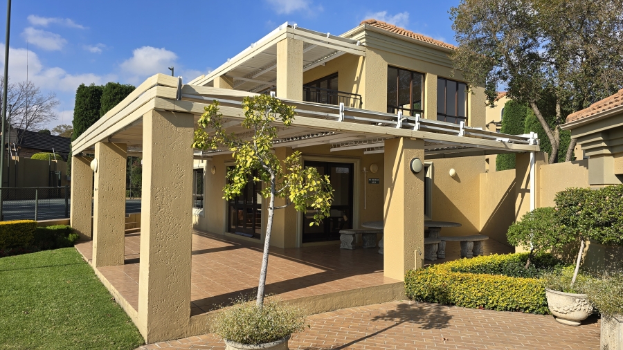 1 Bedroom Property for Sale in Sunninghill Gauteng