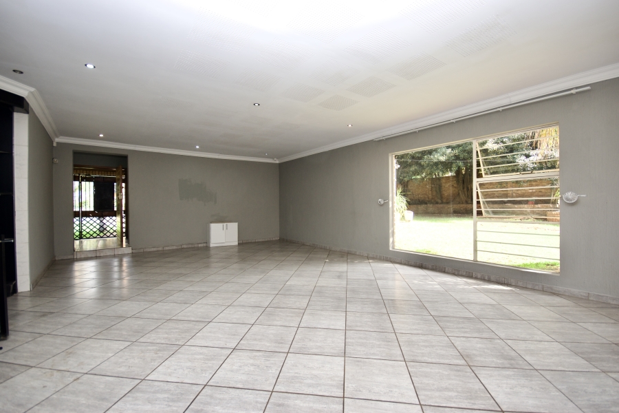 3 Bedroom Property for Sale in Rangeview Gauteng
