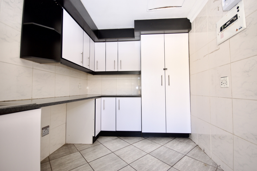 3 Bedroom Property for Sale in Rangeview Gauteng
