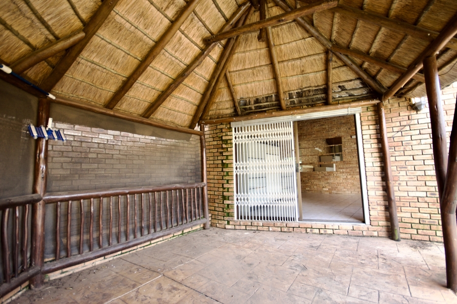 3 Bedroom Property for Sale in Rangeview Gauteng
