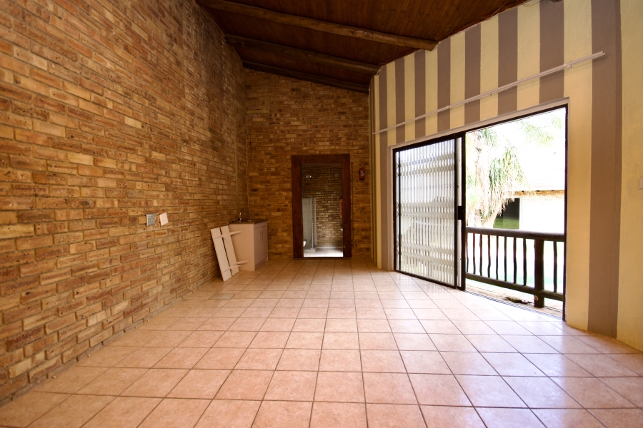 3 Bedroom Property for Sale in Rangeview Gauteng