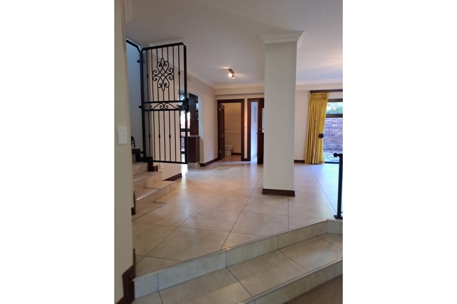 To Let 3 Bedroom Property for Rent in Sandown Gauteng
