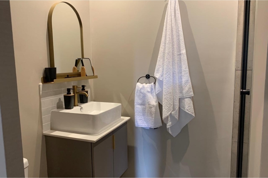 To Let 1 Bedroom Property for Rent in Sandton Central Gauteng