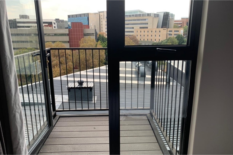 To Let 1 Bedroom Property for Rent in Sandton Central Gauteng
