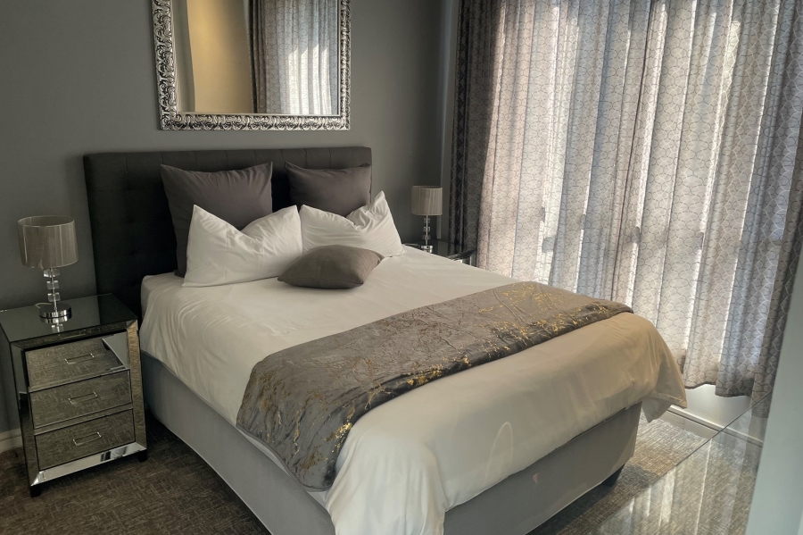To Let 1 Bedroom Property for Rent in Sandown Gauteng