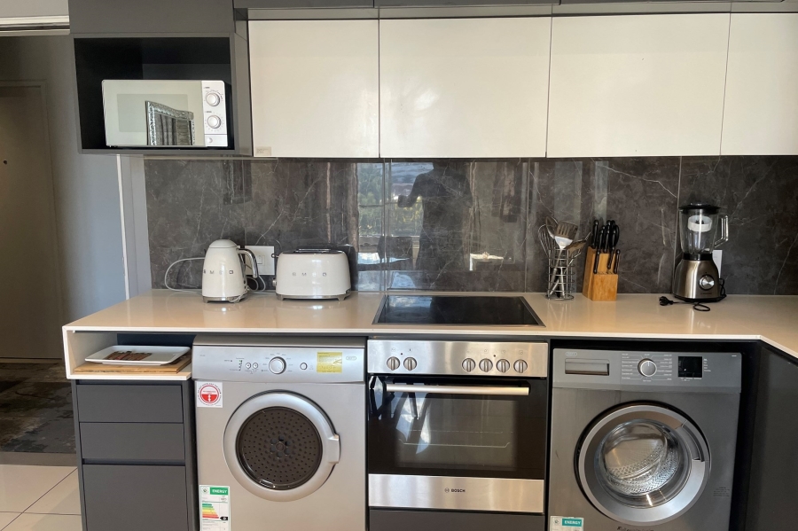 To Let 1 Bedroom Property for Rent in Sandown Gauteng