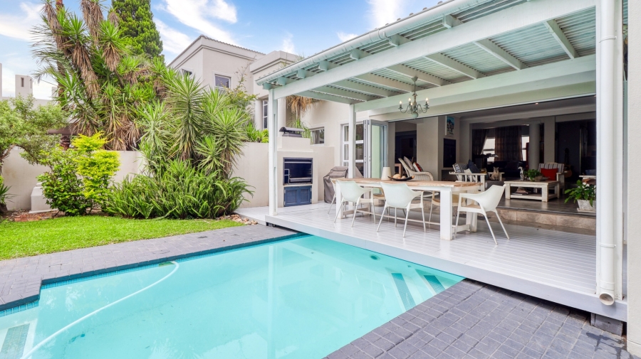 To Let 4 Bedroom Property for Rent in Dainfern Golf Estate Gauteng