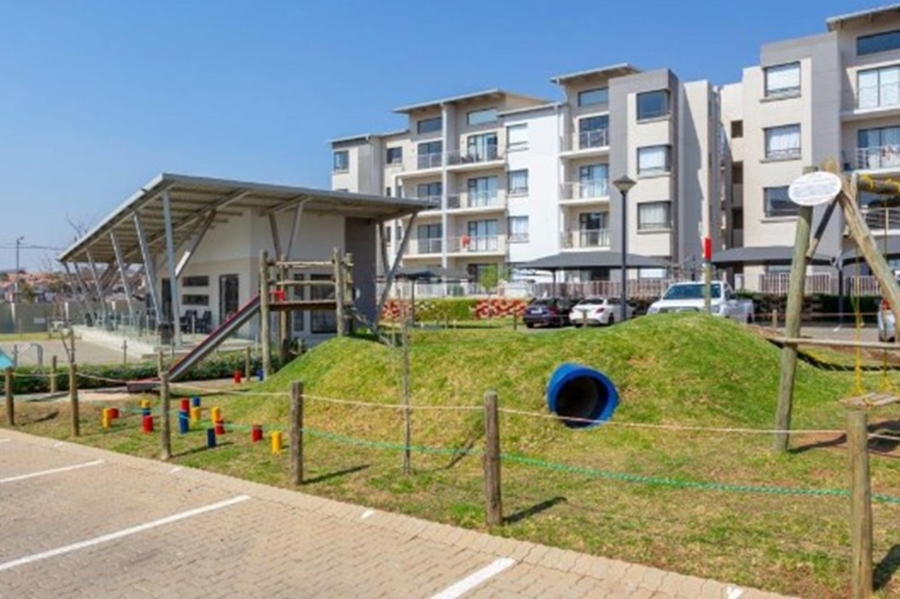 2 Bedroom Property for Sale in Broadacres Gauteng