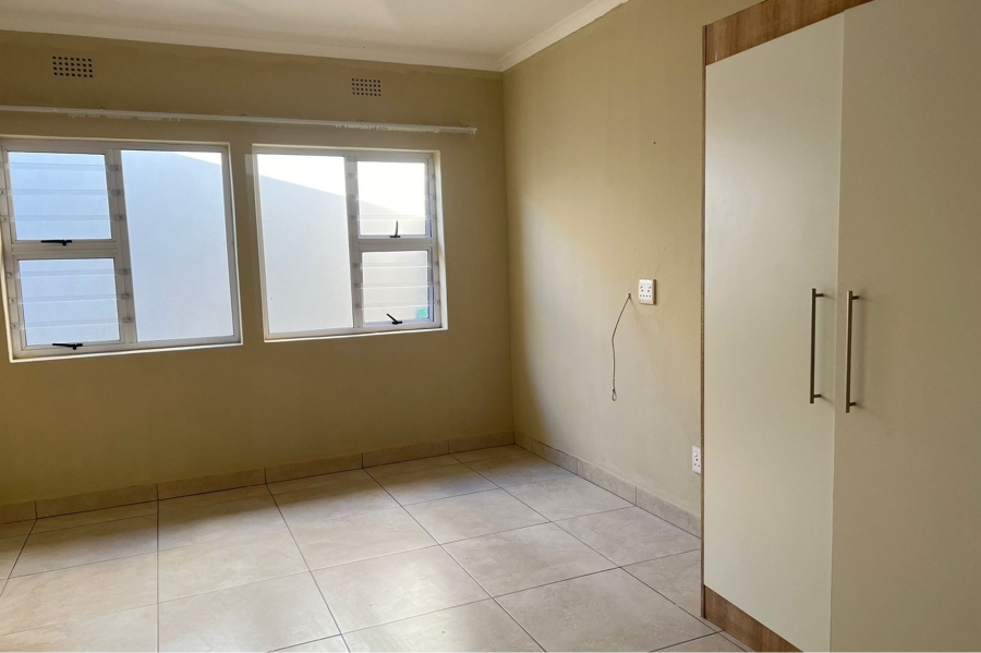 To Let 1 Bedroom Property for Rent in Morningside Manor Gauteng