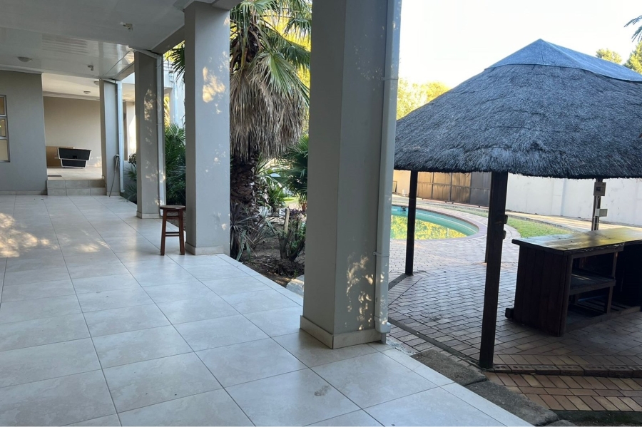 To Let 1 Bedroom Property for Rent in Morningside Manor Gauteng