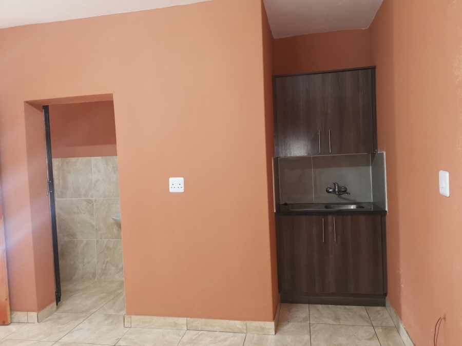 5 Bedroom Property for Sale in Soshanguve M Gauteng
