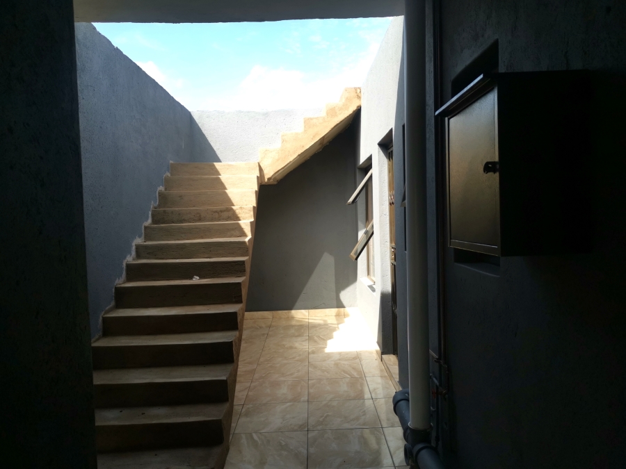5 Bedroom Property for Sale in Soshanguve M Gauteng