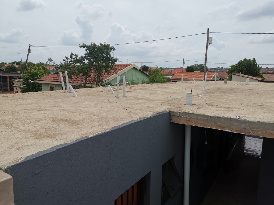 5 Bedroom Property for Sale in Soshanguve M Gauteng