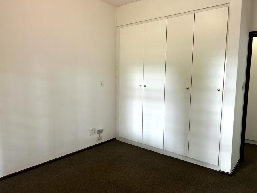 1 Bedroom Property for Sale in Oaklands Gauteng