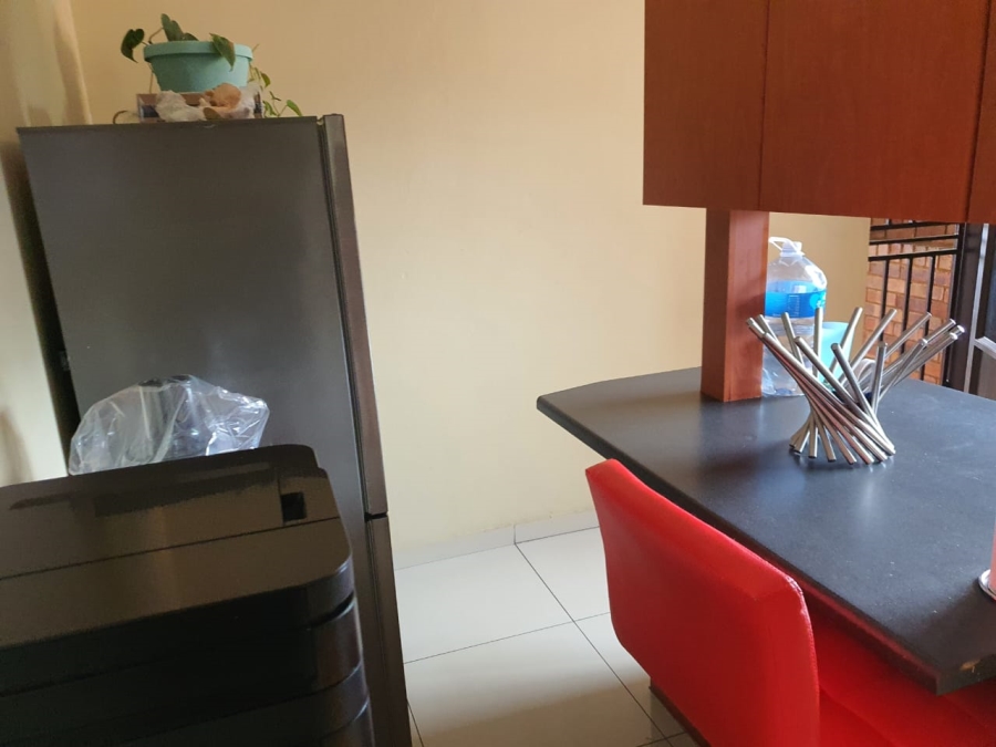 2 Bedroom Property for Sale in Birchleigh Gauteng